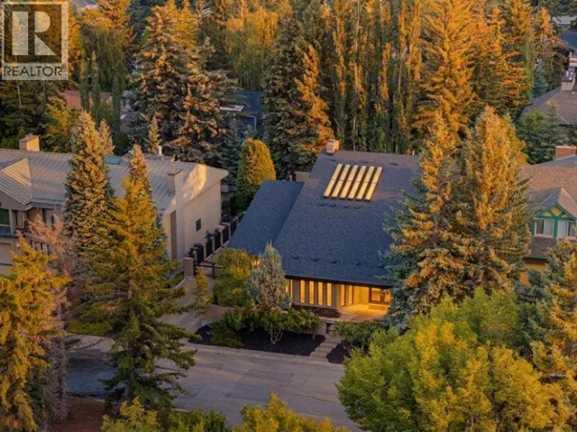 79 Bel-Aire Place SW, Calgary, Alberta T2V2C3