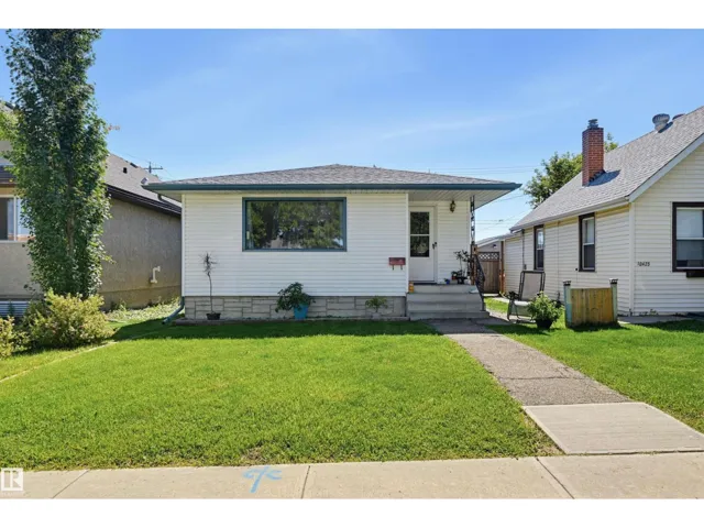 10423 64 AV NW, Edmonton, Alberta T6H1S8