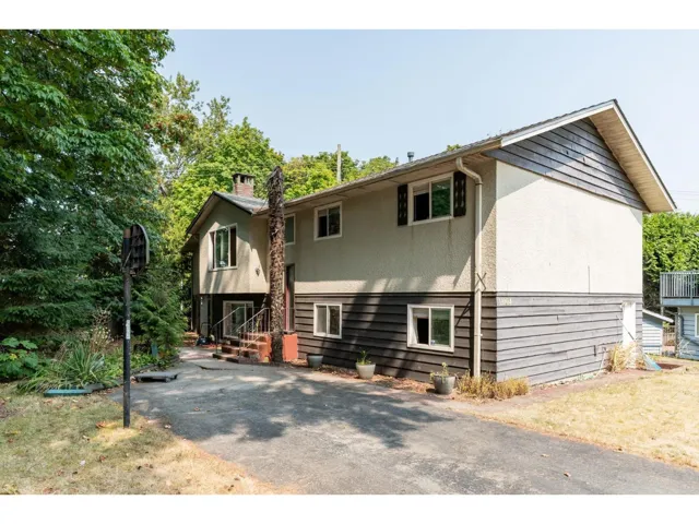 11004 MCADAM ROAD, Delta, British Columbia V4C3E8