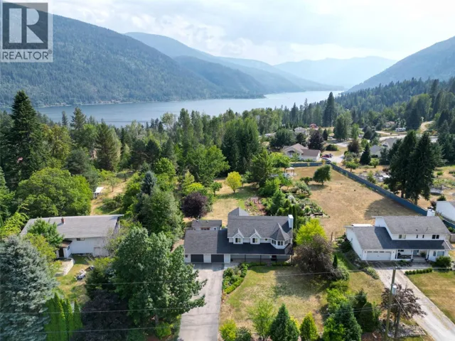 2774 Waite Road, Nelson, British Columbia V1L6K9