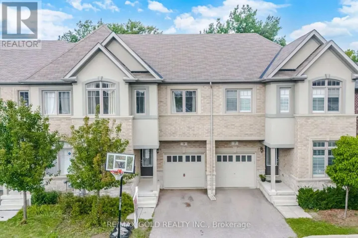 9 OLIANA WAY, Brampton (Bram West), Ontario L6Y6G8