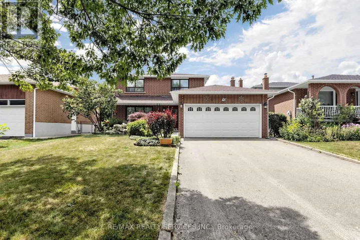 25 MALCOLM CRESCENT, Brampton (Central Park), Ontario L6S3C7