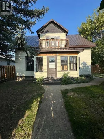 123 3 Street E, Brooks, Alberta T1R0C9