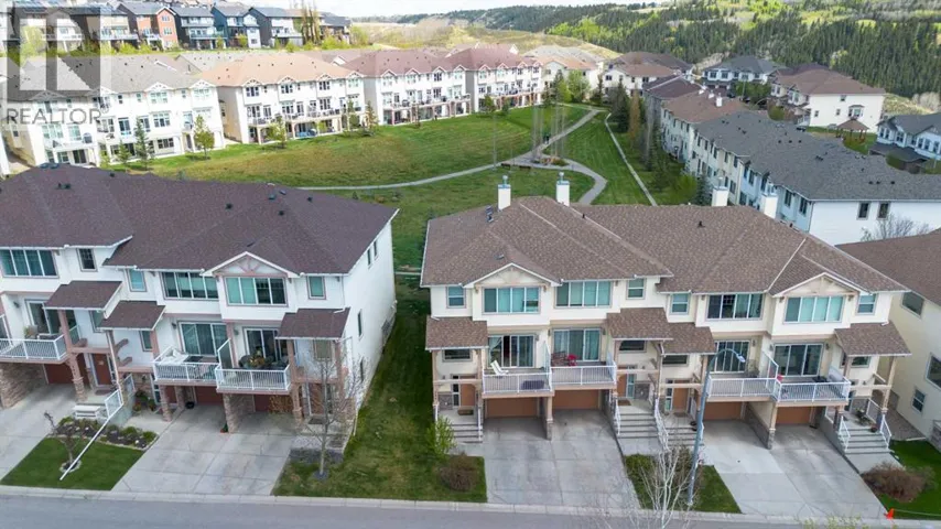 296 Sunset Point, Cochrane, Alberta T4C0K8
