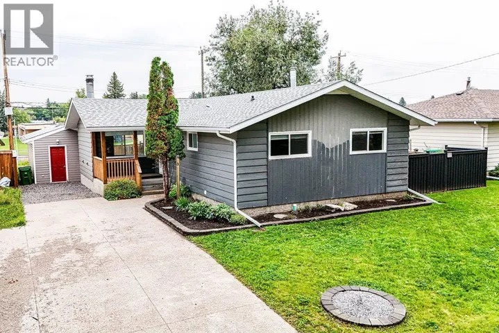 3 Montcalm Avenue, Camrose, Alberta T4V2K9
