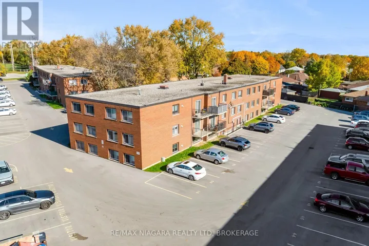25 - 452 CARLTON STREET, St. Catharines (Facer), Ontario L2M4X1