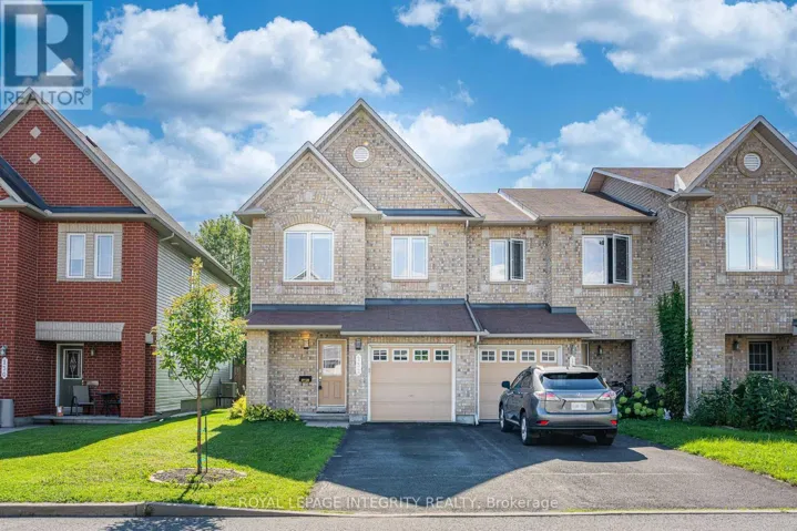 132 SILVERMOON CRESCENT, Ottawa, Ontario K4A0P5