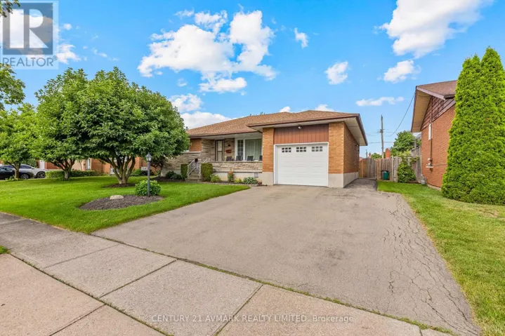 54 CLASSIC AVENUE, Welland (Lincoln/Crowland), Ontario L3B1P5