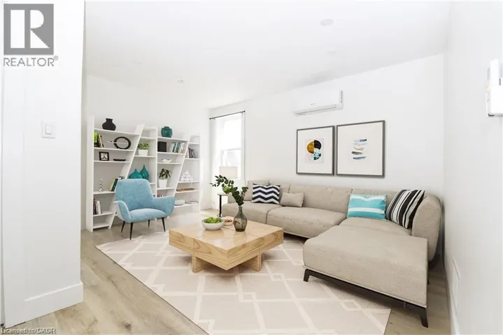 13 WESTINGHOUSE Avenue Unit# 5, Hamilton, Ontario L8L6E4