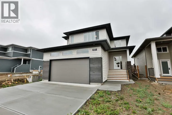 877 Devonia Circle W, Lethbridge, Alberta T1J5W3