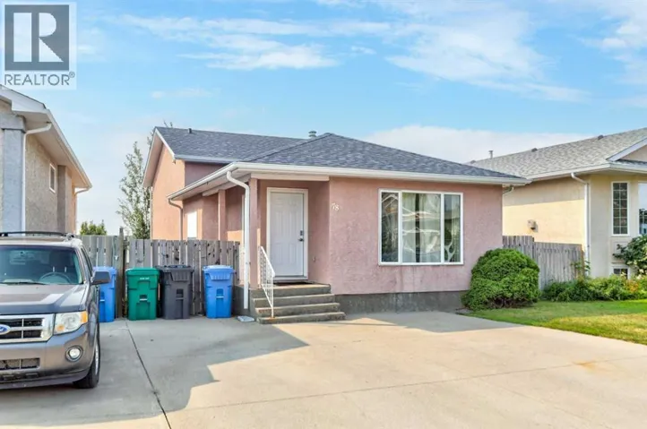78 CHILCOTIN Road W, Lethbridge, Alberta T1K7H1