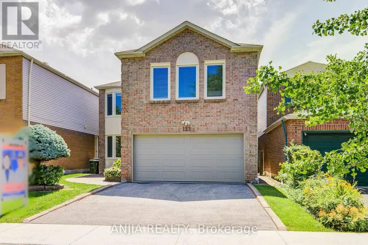 123 CHAPEL PARK SQUARE, Toronto (Steeles), Ontario M1V2S3
