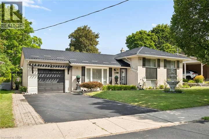285 STONYBROOK Drive, Kitchener, Ontario N2M4L8