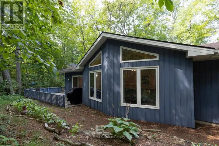 10287 CHRISTIE BOULEVARD, Lambton Shores (Bosanquet), Ontario N0M1T0