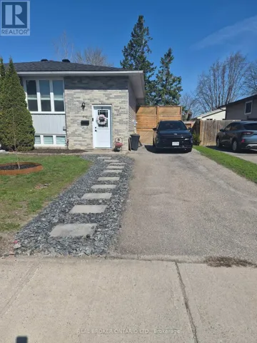 UPPER UNIT - 840 MACODRUM DRIVE, Brockville, Ontario K6V6H5