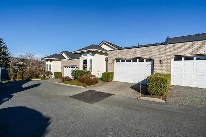16 31450 SPUR AVENUE, Abbotsford, British Columbia V2T5M3