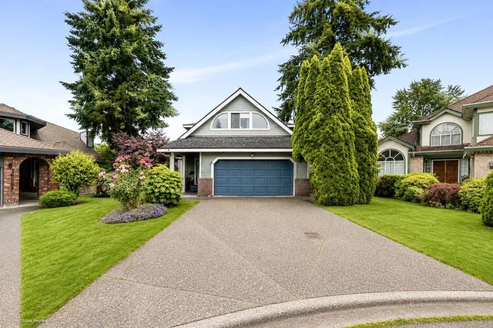16375 MIDDLEGLEN PLACE, Surrey, British Columbia V4N1X7