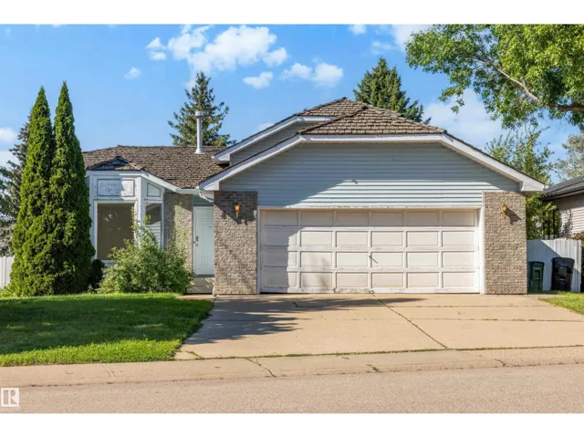 4 BLUE QUILL CR NW, Edmonton, Alberta T6J6C2