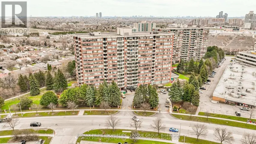 209 - 33 WELDRICK ROAD E, Richmond Hill (Observatory), Ontario L4C8W4