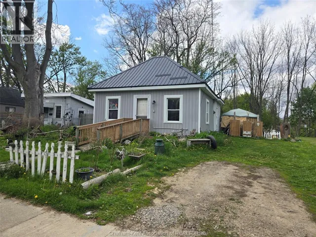 249 King STREET East, Chatham, Ontario N7M3N3