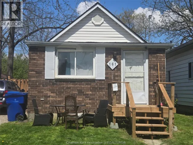 161 Wellington STREET East, Chatham, Ontario N7M3P2