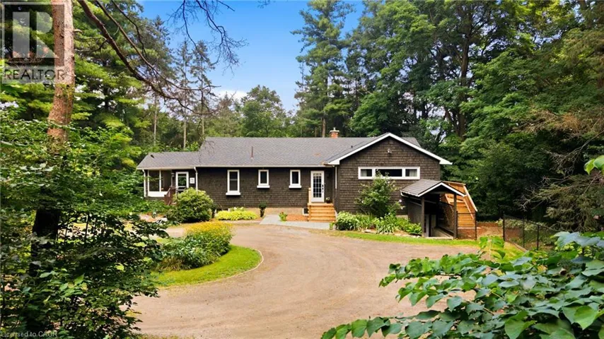 1282 GOVERNORS Road, Dundas, Ontario L9H5E3