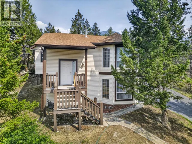 20B Wolf Crescent, Windermere, British Columbia V0A1K2
