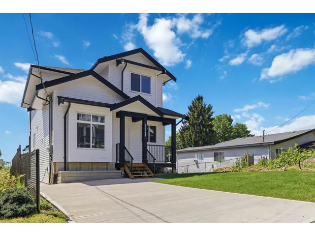 32866 3RD AVENUE, Mission, British Columbia V2V1T9