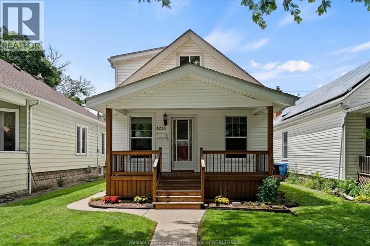 1215 LINCOLN ROAD, Windsor, Ontario N8Y2H9