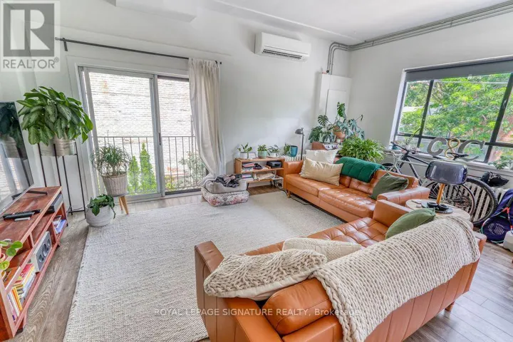 UNIT B - 44 STAFFORD STREET, Toronto (Niagara), Ontario M6J2R8