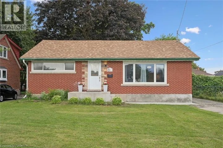 60 EDINBURGH Road, Kitchener, Ontario N2B1M5