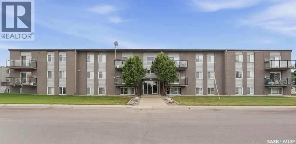26 2 Summers PLACE, Saskatoon, Saskatchewan S7H3W4