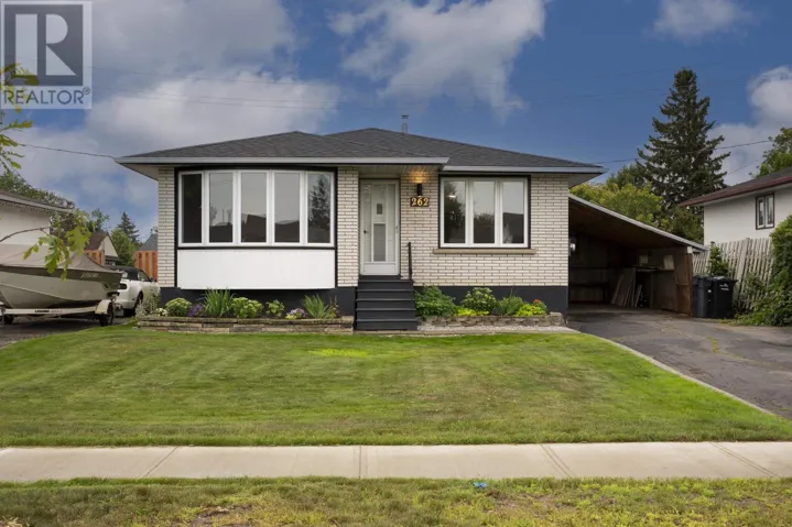 262 Sheridan Cres, Thunder Bay, Ontario P7C5M4