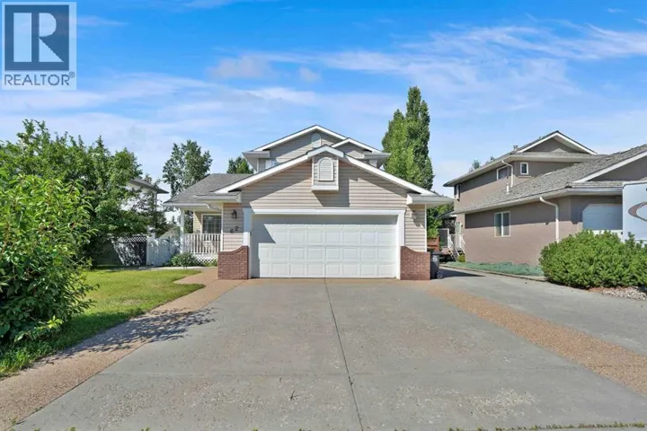 62 West Mitford Crescent, Cochrane, Alberta T4C1L2