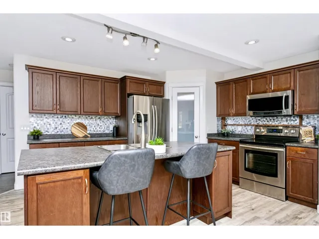 4120 50 ST, Gibbons, Alberta T0A1N0