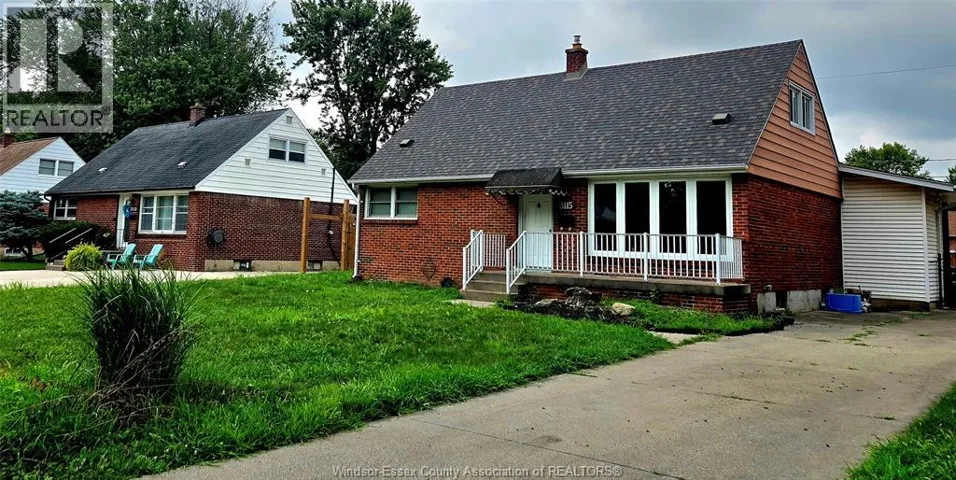 3115 RADISSON AVENUE, Windsor, Ontario N9E1Y4