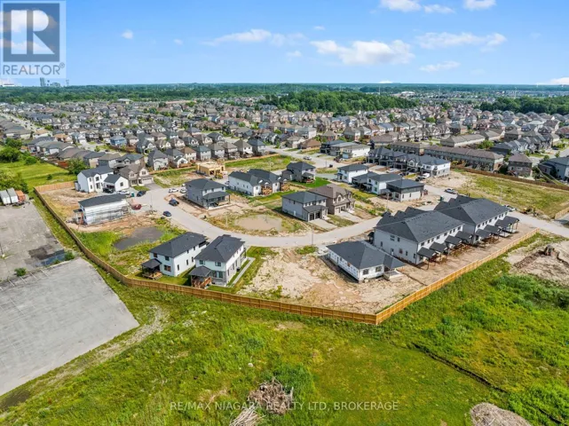8885 ANGIE DRIVE, Niagara Falls (Forestview), Ontario L2H0H9