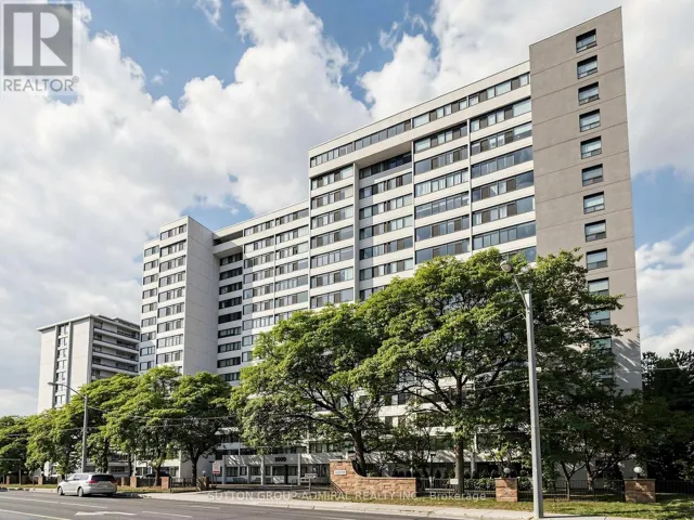 708 - 3000 BATHURST STREET, Toronto (Englemount-Lawrence), Ontario M6B3B4