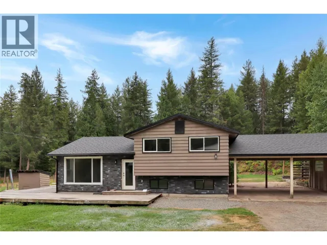 208 Schmidt Road, Clearwater, British Columbia V0E1N2