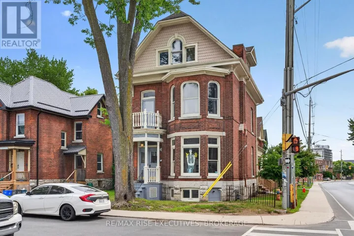 229 ALFRED STREET, Kingston (Central City East), Ontario K7L3S1