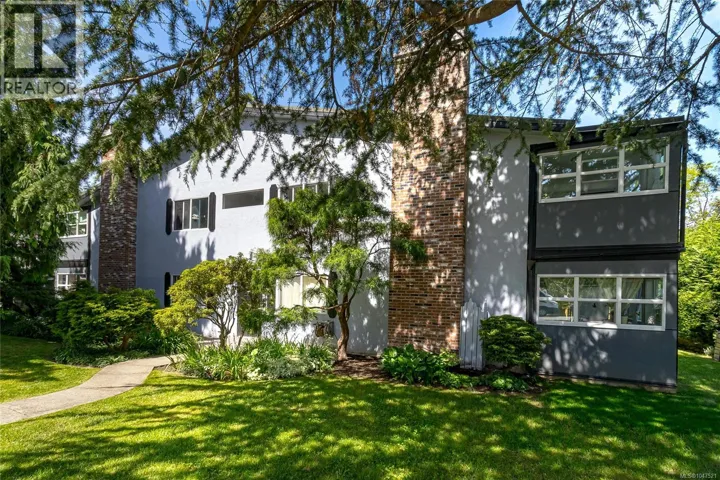102 3244 Seaton St, Saanich, British Columbia V8Z3V7