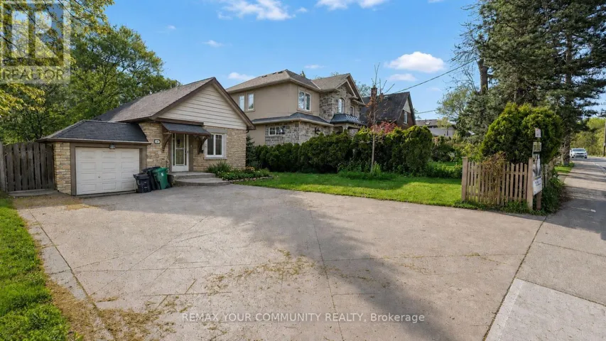 39 SOUTH KINGSWAY, Toronto (High Park-Swansea), Ontario M6S3T2