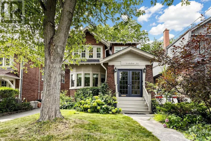 24 GLENHOLME AVENUE, Toronto (Corso Italia-Davenport), Ontario M6H3A9