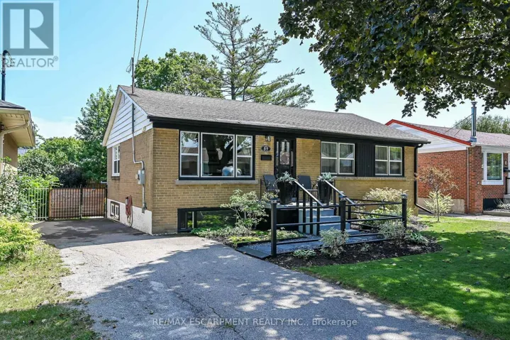 89 WISE CRESCENT, Hamilton (Huntington), Ontario L8T2L7