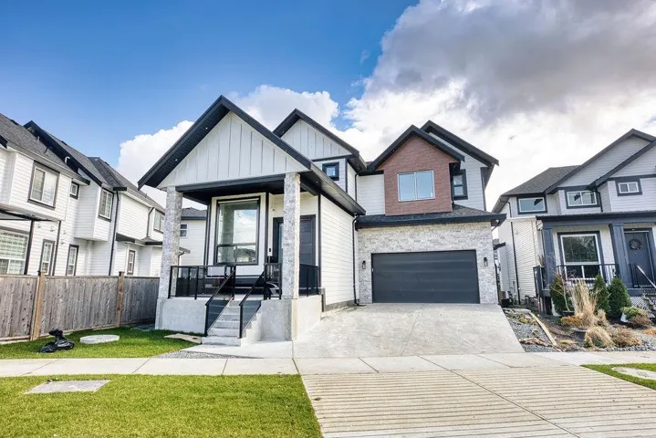 7080 192A STREET, Surrey, British Columbia V4N6V1
