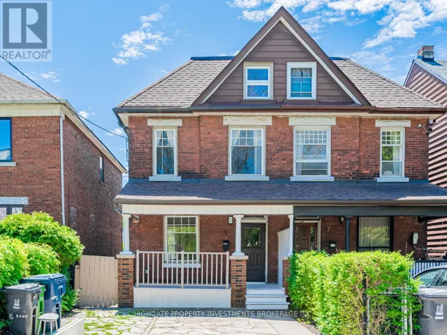 5 BANK STREET, Toronto (Little Portugal), Ontario M6K1R4
