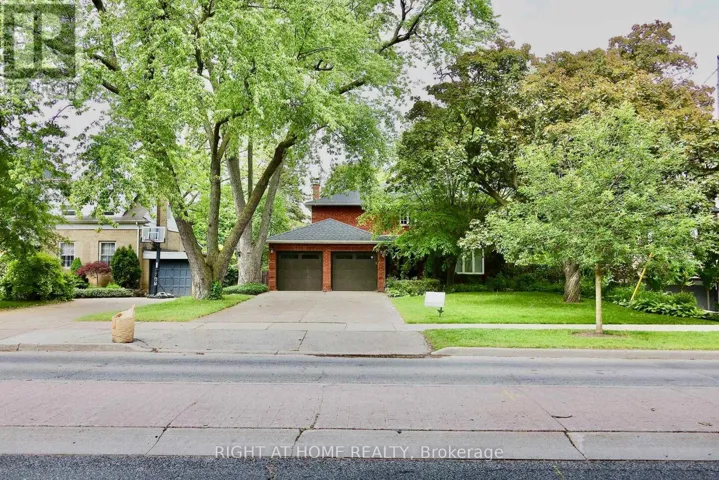 89 YONGE BOULEVARD, Toronto (Bedford Park-Nortown), Ontario M5M3G8