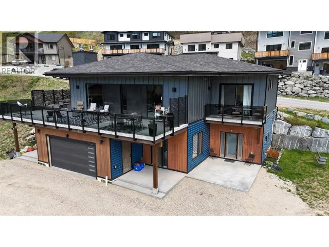 941 Redstone Drive, Rossland, British Columbia V0G1Y0