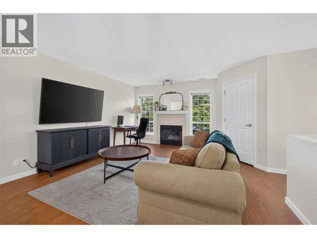 2350 Stillingfleet Road Unit# 205, Kelowna, British Columbia V1W3X9