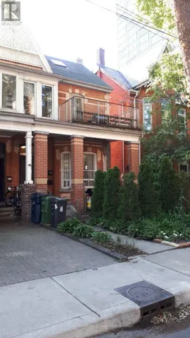 2 - 62 HENRY STREET, Toronto (Kensington-Chinatown), Ontario M5T1X2